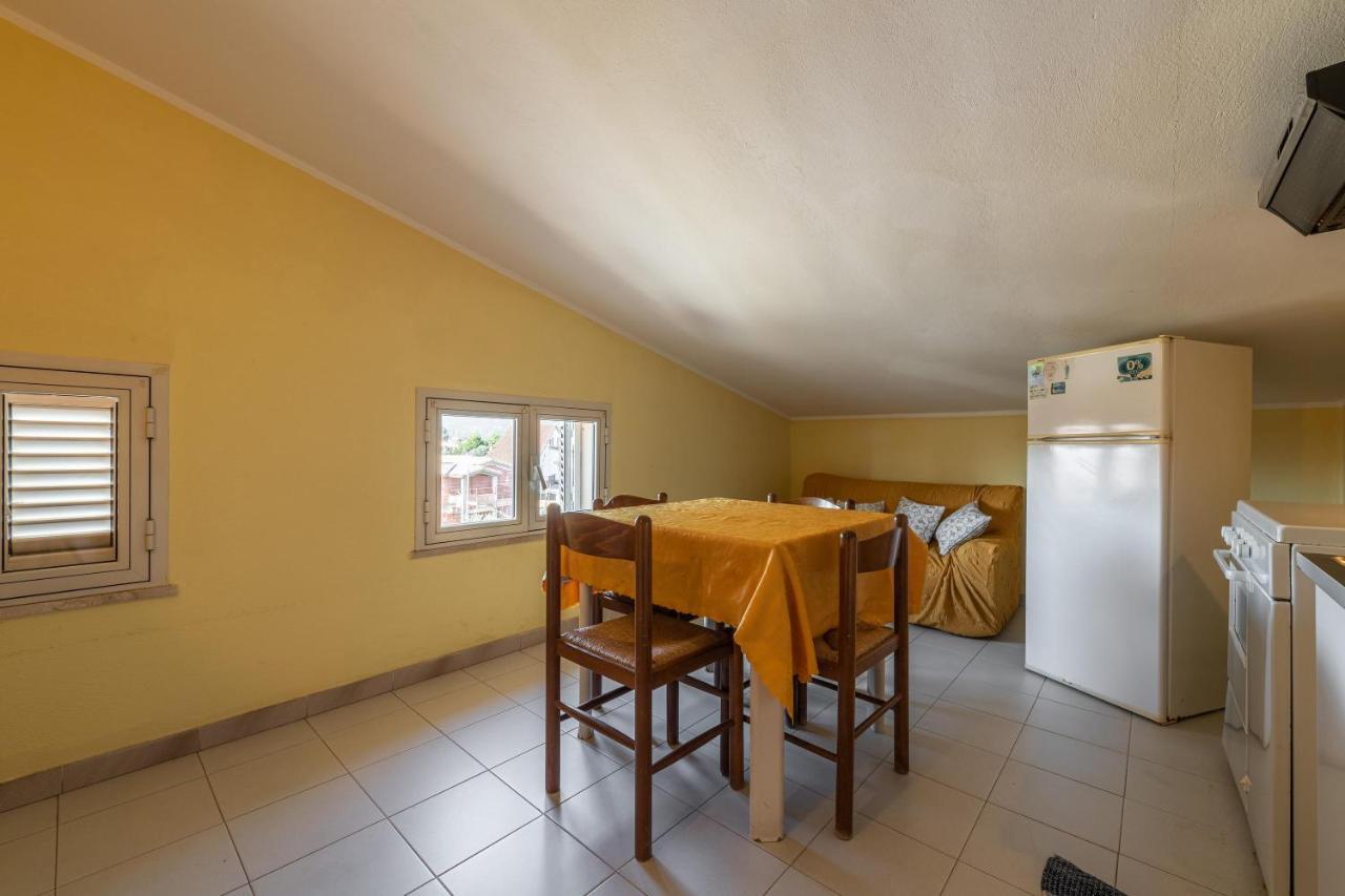 Villa erica appartamento Loredana Villa San Pietro Esterno foto